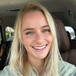 Meet your Posher, Alli